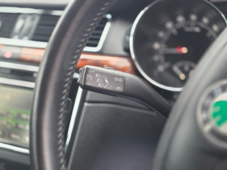 2013 Skoda Superb AMBITION GL 1.6 TDI 105HP 4DR €7,950