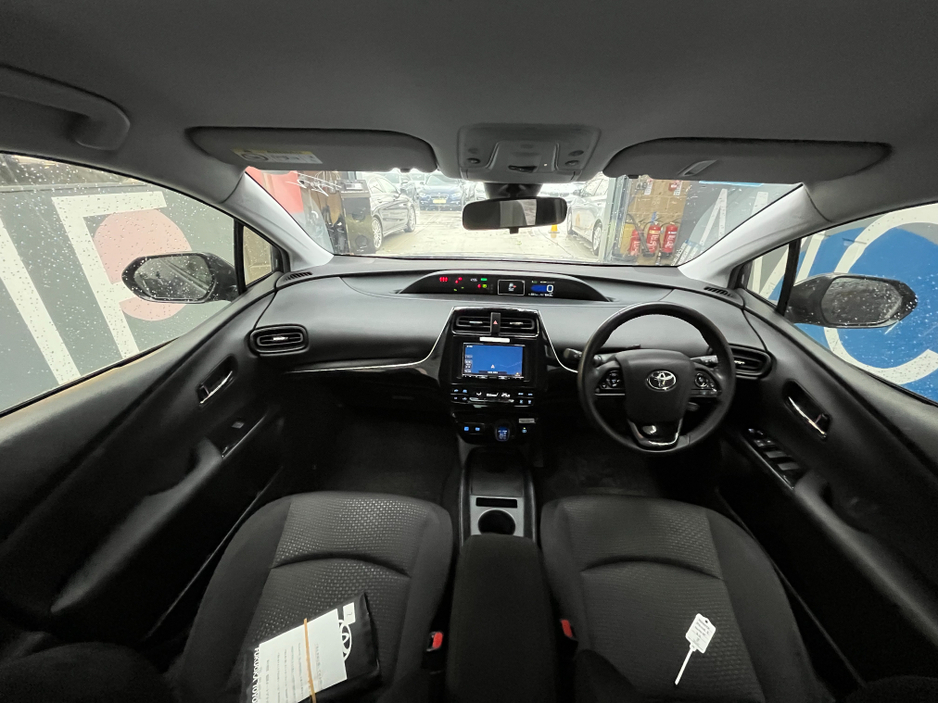 2022 Toyota Prius 2022 TOYOTA PRIUS S 1.8 AUTOMATIC / CRUISE CONTROL / REVERSE CAMERA AND MORE