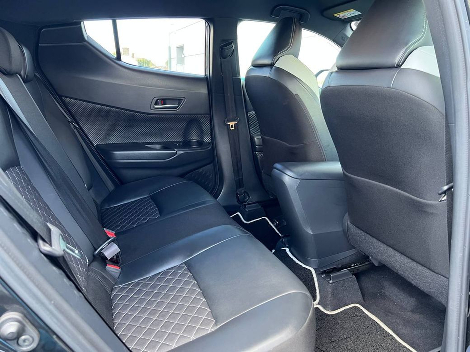 2019 Toyota C-HR - image 8