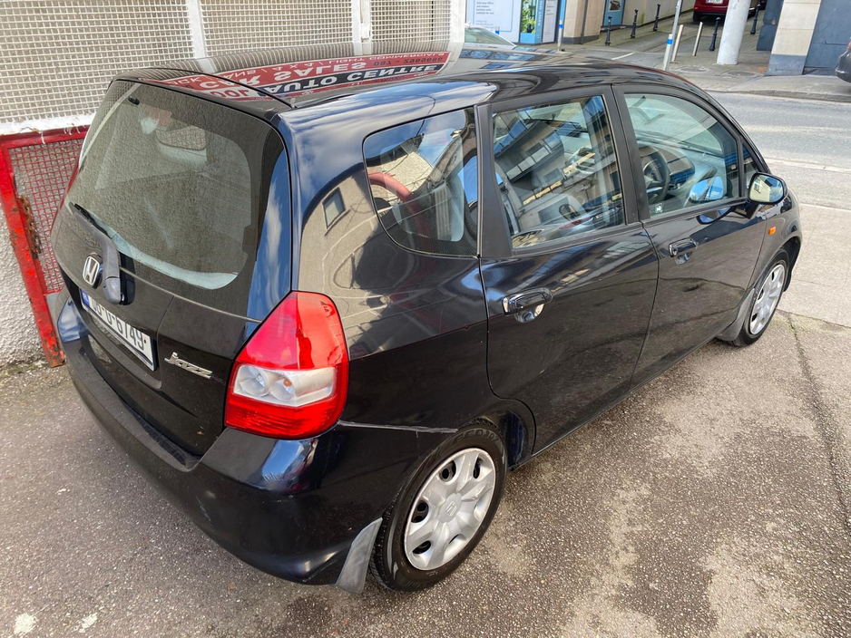 2006 Honda Jazz - image 12