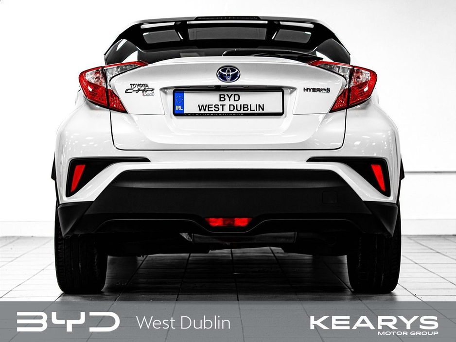 2019 Toyota C-HR - image 6