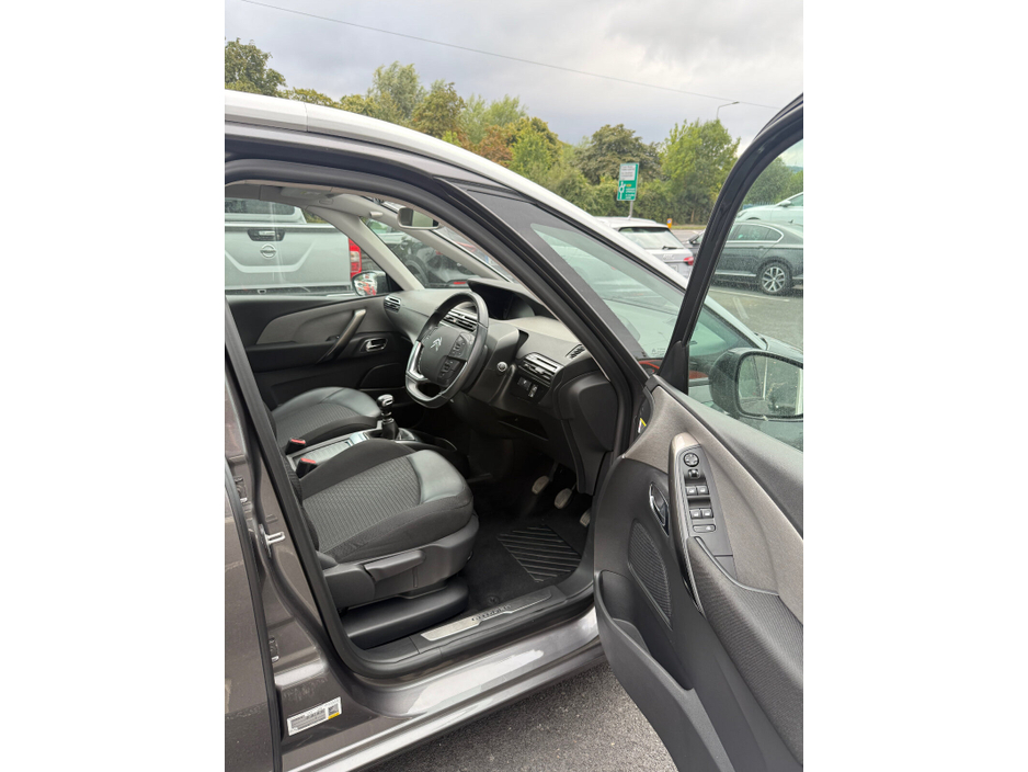 2022 Citroen C4 - image 6