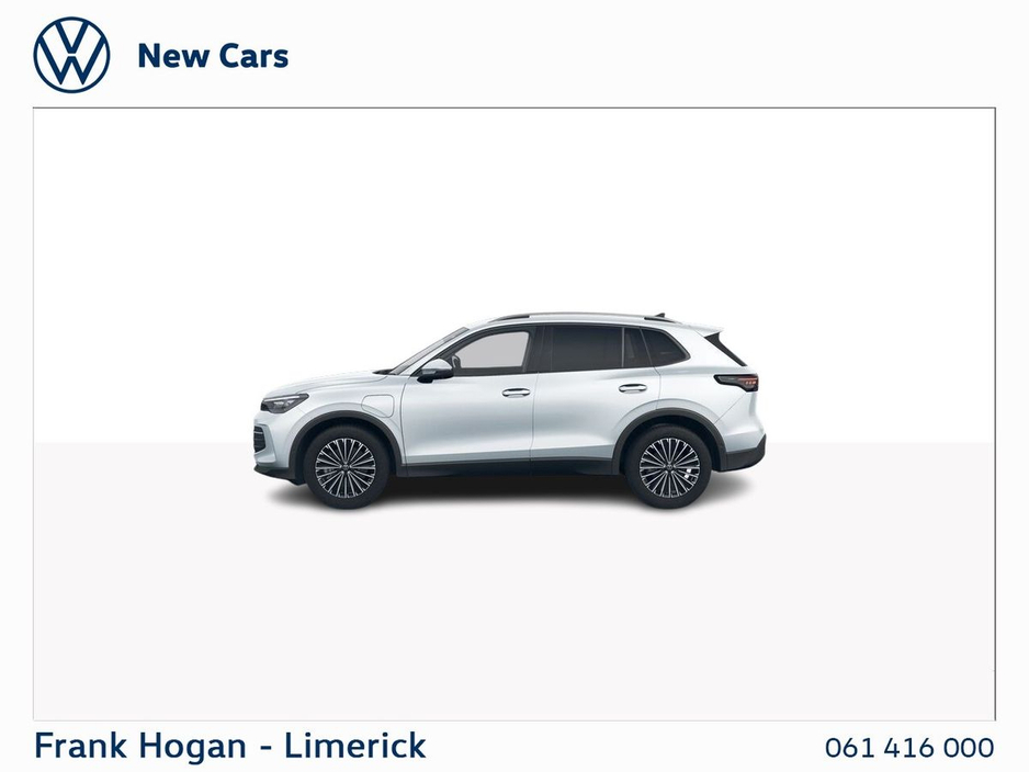 2026 Volkswagen Tiguan - image 3