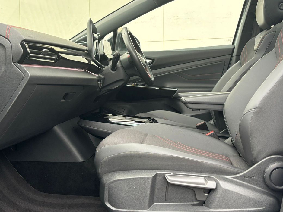 2025 Volkswagen ID.5 GTX