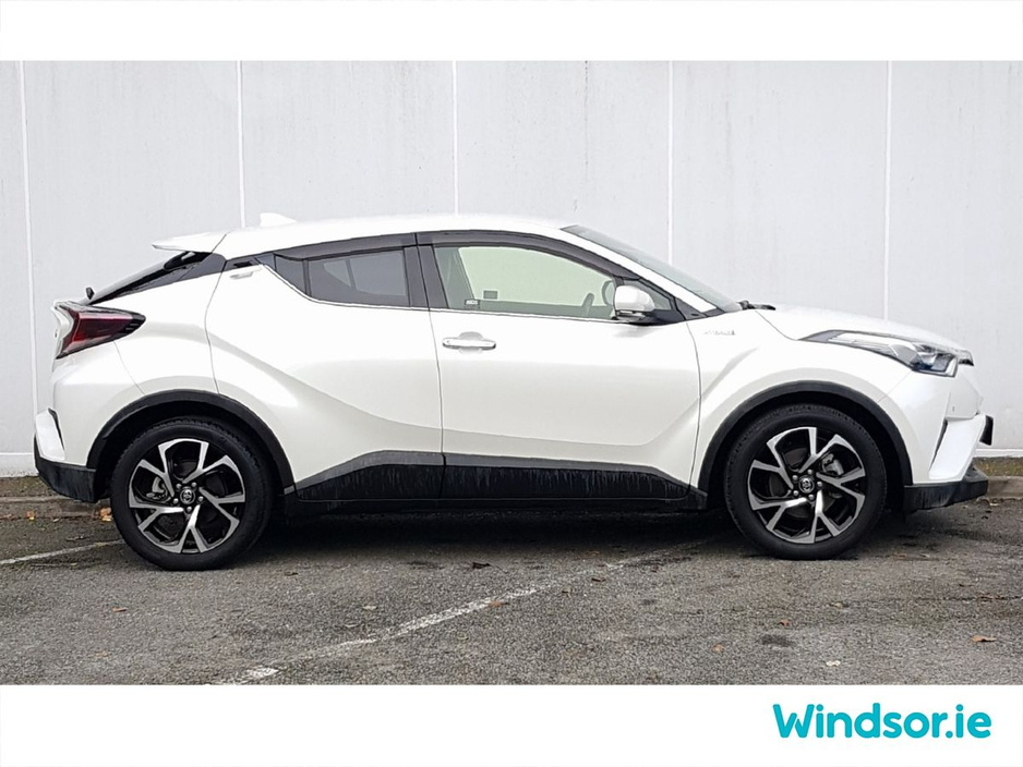 2018 Toyota C-HR 1.8 HYBRID LUNA €17,995