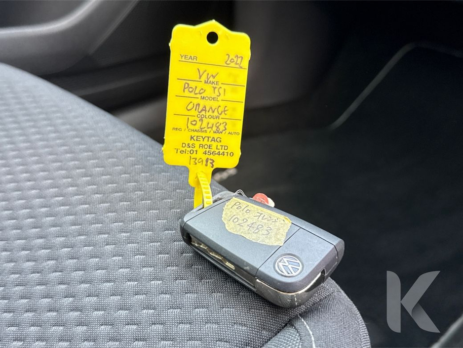 2022 Volkswagen Polo - image 22