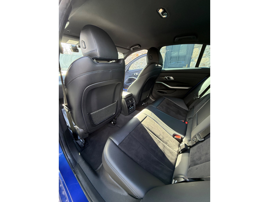 2020 BMW 3 Series - image 15