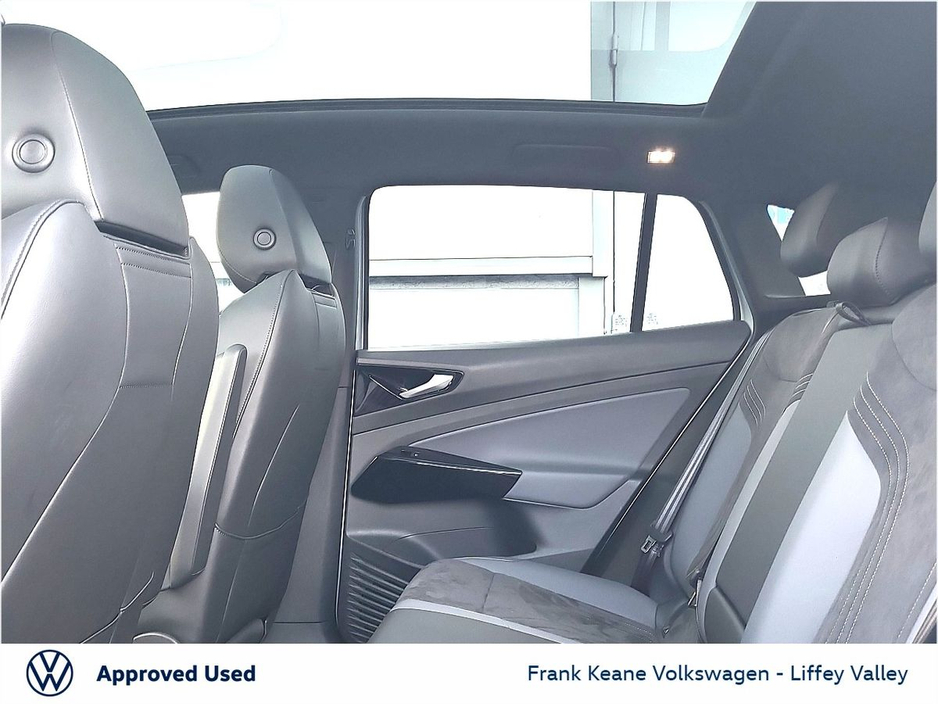 2025 Volkswagen ID.4 - image 6