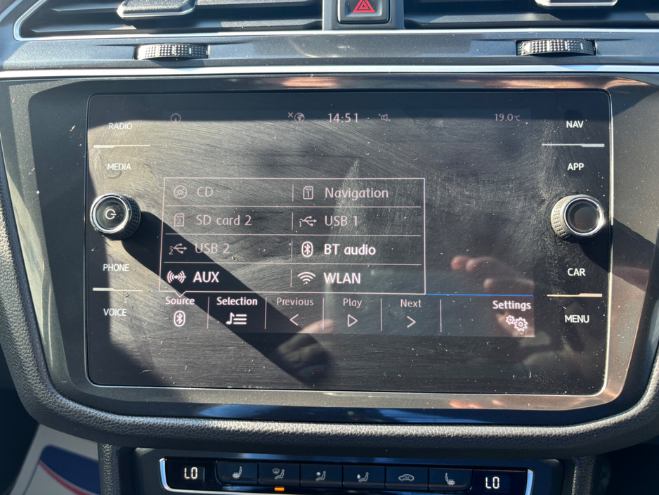 2020 Volkswagen Tiguan - image 22