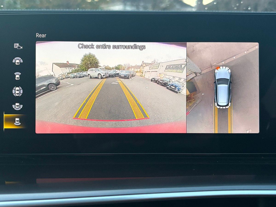 2023 Mercedes-Benz EQC PREMIUM PLUS 400 AMG LINE 4 MATIC SUNROOF €42,995