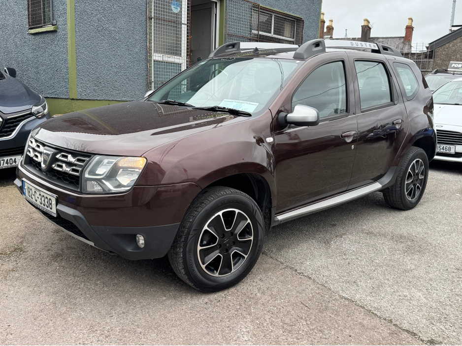 2018 Dacia Duster - image 2
