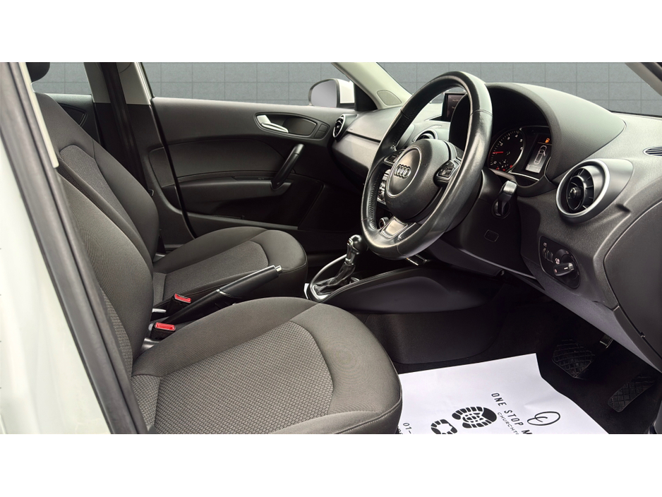 2016 Audi A1 43,000 KMS / AUTO / AS NEW / 1OWNER / 12MONTHS WARRANTY €14,900