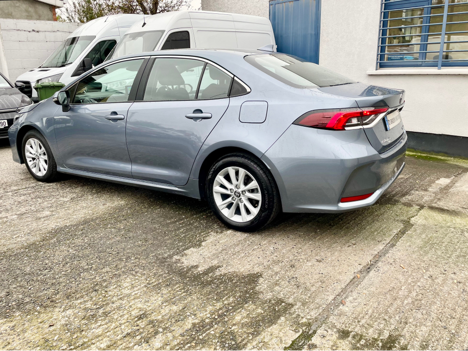 2024 Toyota Corolla LUNA SALOON 4DR AUTO 1.8 PETROL/ELECTRIC SELF CHARGING HYBRID €27,950