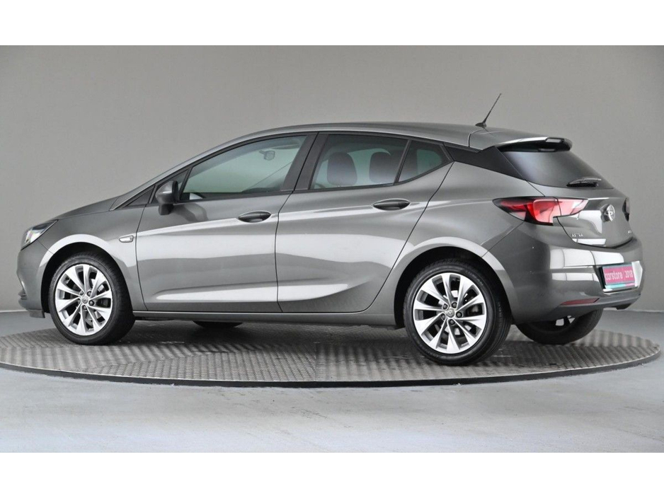 2018 Opel Astra - image 6