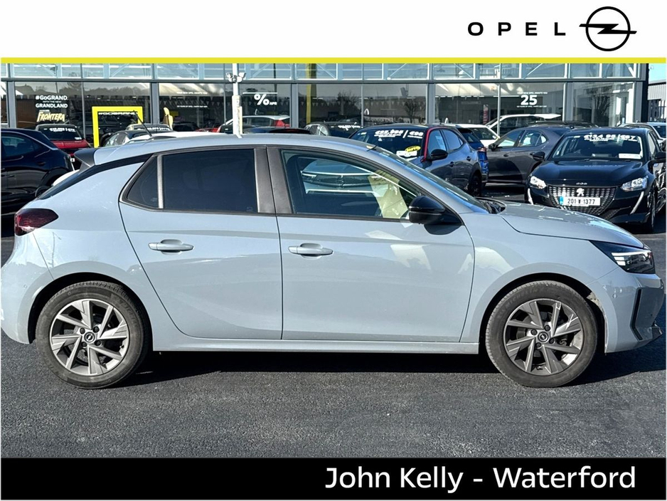 2024 Opel Corsa - image 3