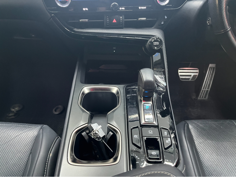 2022 Lexus NX 350h - image 21