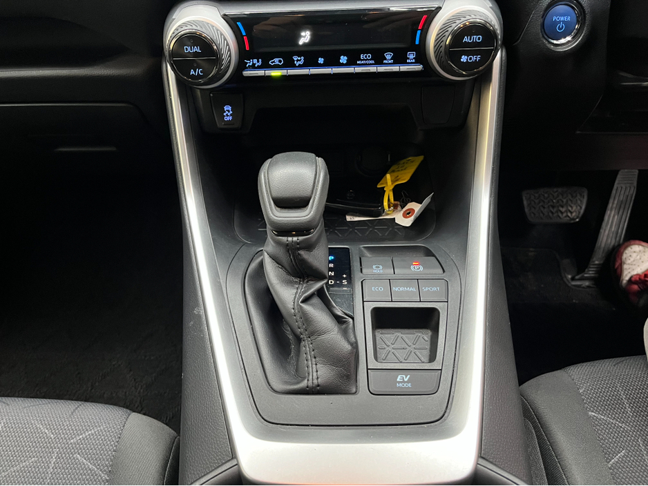 2020 Toyota Rav4 €30950 2020 TOYOTA RAV4 HYBRID X 2.5 AUTOMATIC / CRUISE CONTORL / REVERSE CAMERA AND MORE €30,950