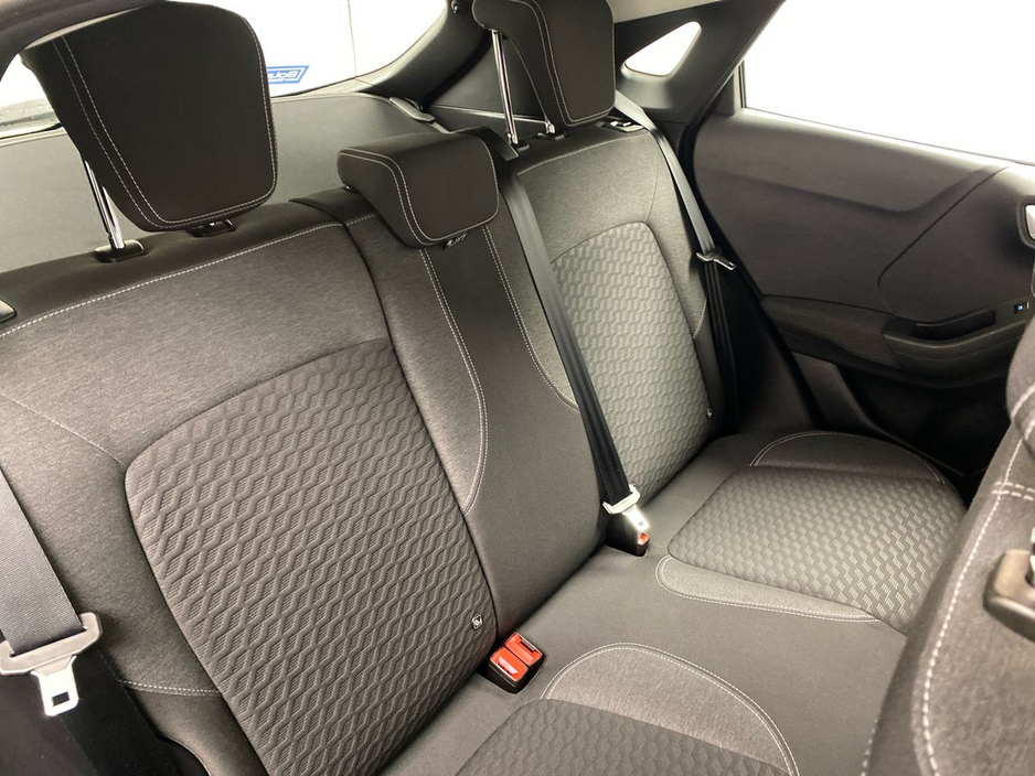 2023 Ford Puma 1.0L EcoBoost Hybrid 125PS Titanium €21,495