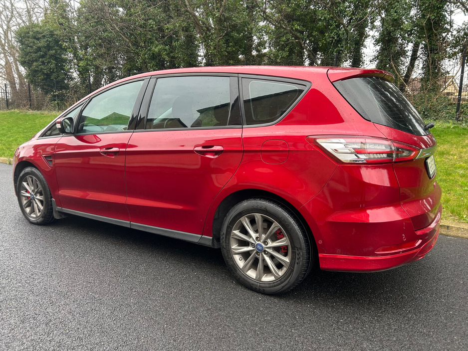 2016 Ford S-Max - image 8