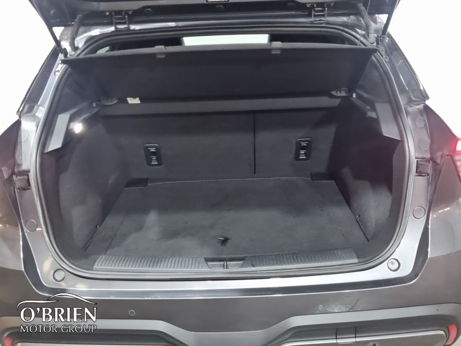 2023 MG 4 MG4 LR Exclusive €22,950