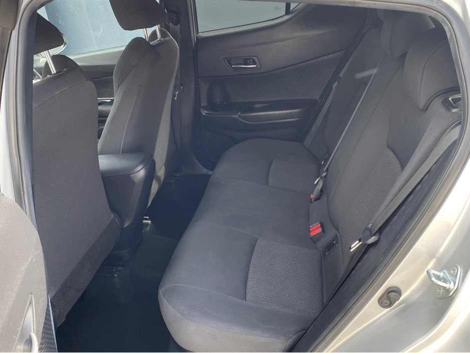 2019 Toyota C-HR - image 11