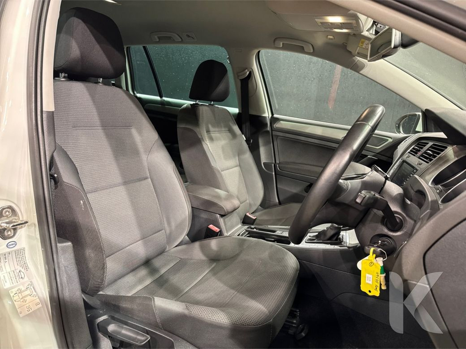 2016 Volkswagen Golf - image 20