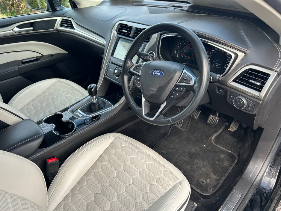 2019 Ford Mondeo - image 6