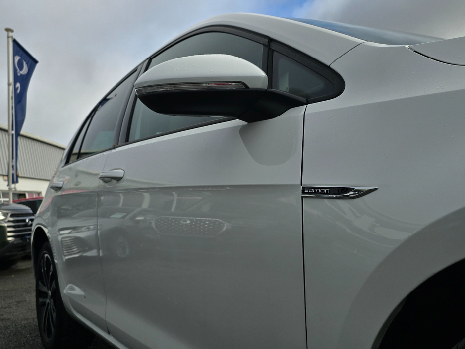 2014 Volkswagen Golf (142) SPECIAL TAN LEATHER SEATS  HIGH-LINE EDITION REV-CAMERA HI-SPEC STUNNING CAR €14,450