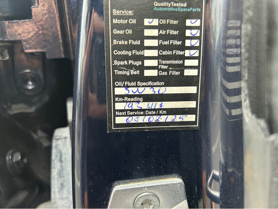 2014 BMW 5 Series - image 10