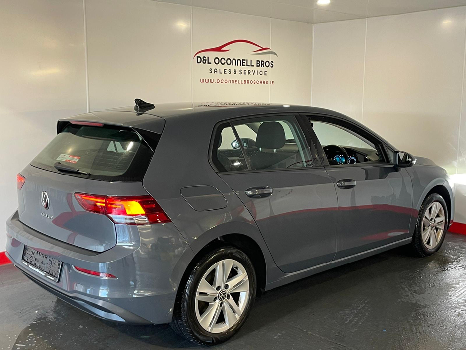 2020 Volkswagen Golf - image 16