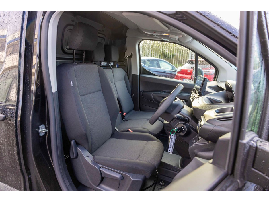 2026 Peugeot Partner 2026 Peugeot Partner PROF PLUS