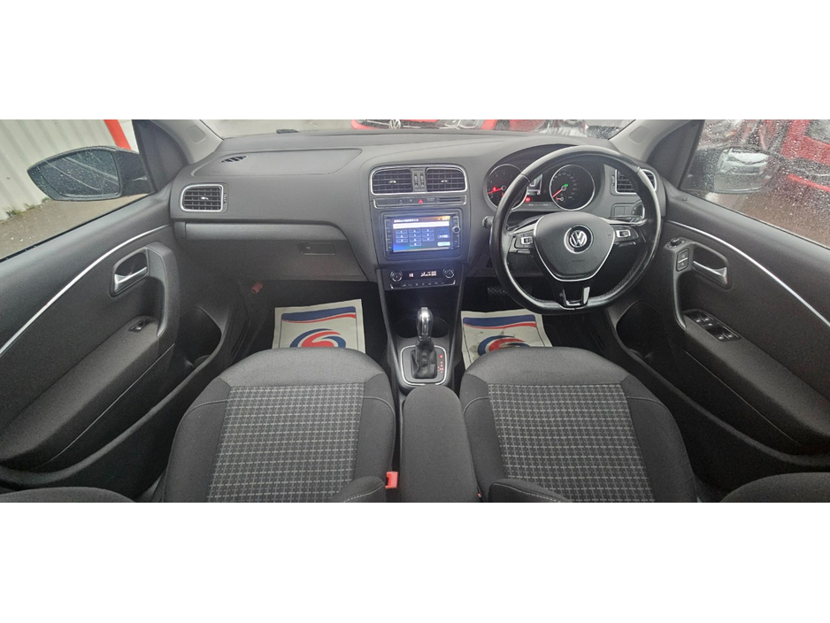 2016 Volkswagen Polo - image 24