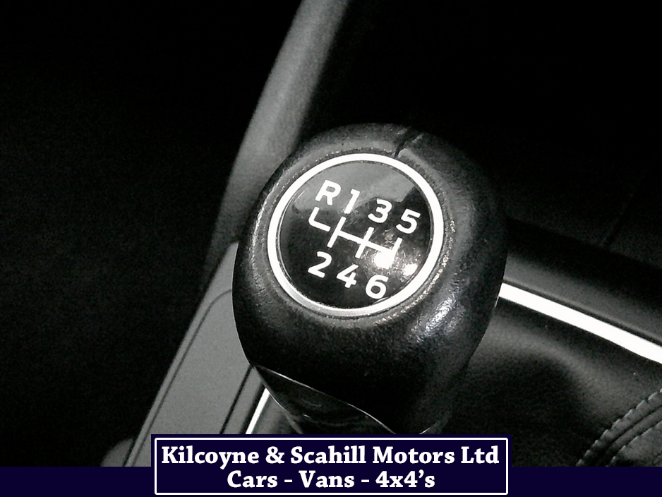 2020 Ford Focus - image 26