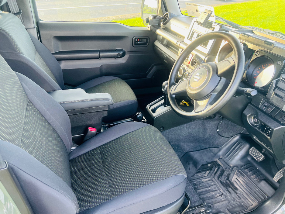2022 Suzuki Jimny - image 18