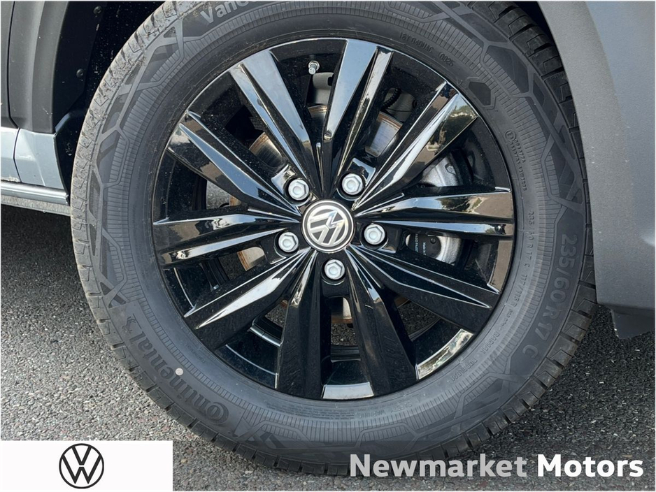 2026 Volkswagen Crafter - image 2