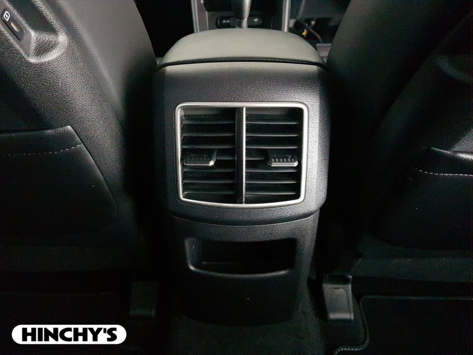 2025 Kia Sportage - image 29