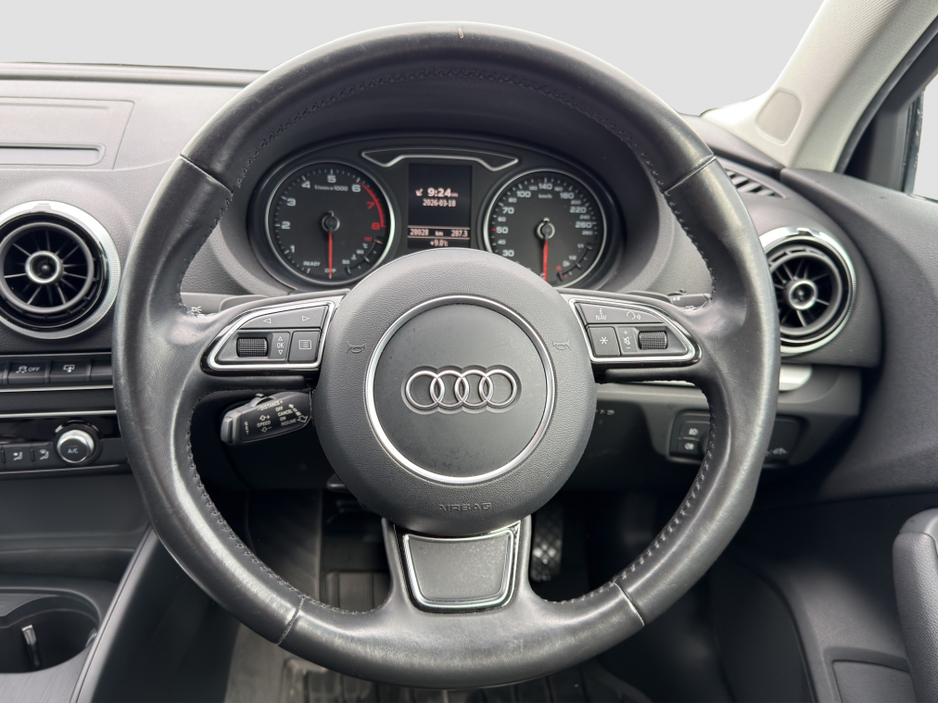 2015 Audi A3 - image 10