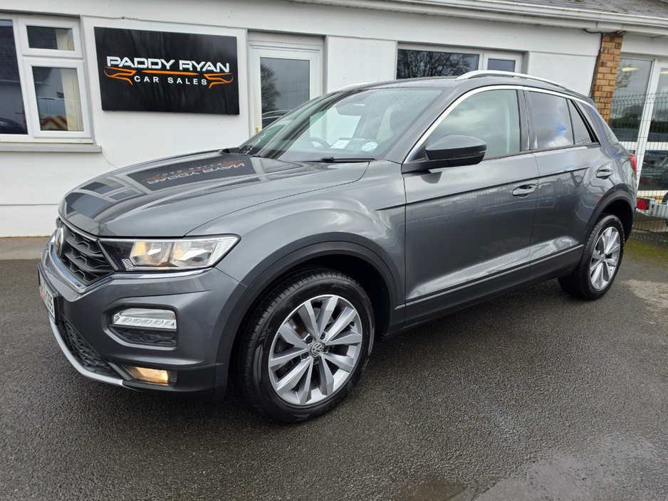 2018 Volkswagen T-Roc - image 5