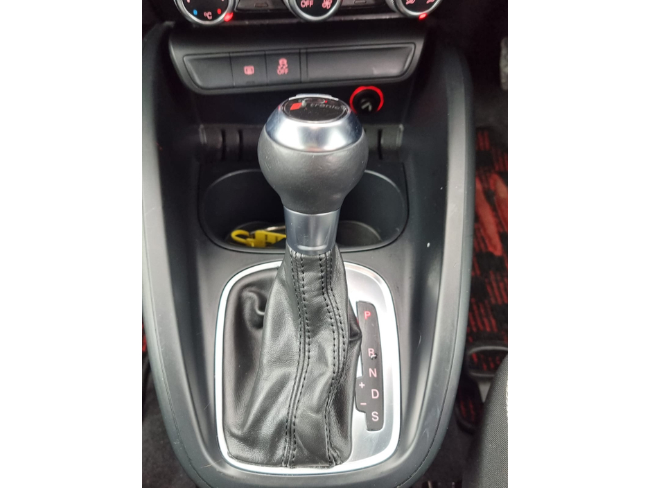 2013 Audi A1 - image 25