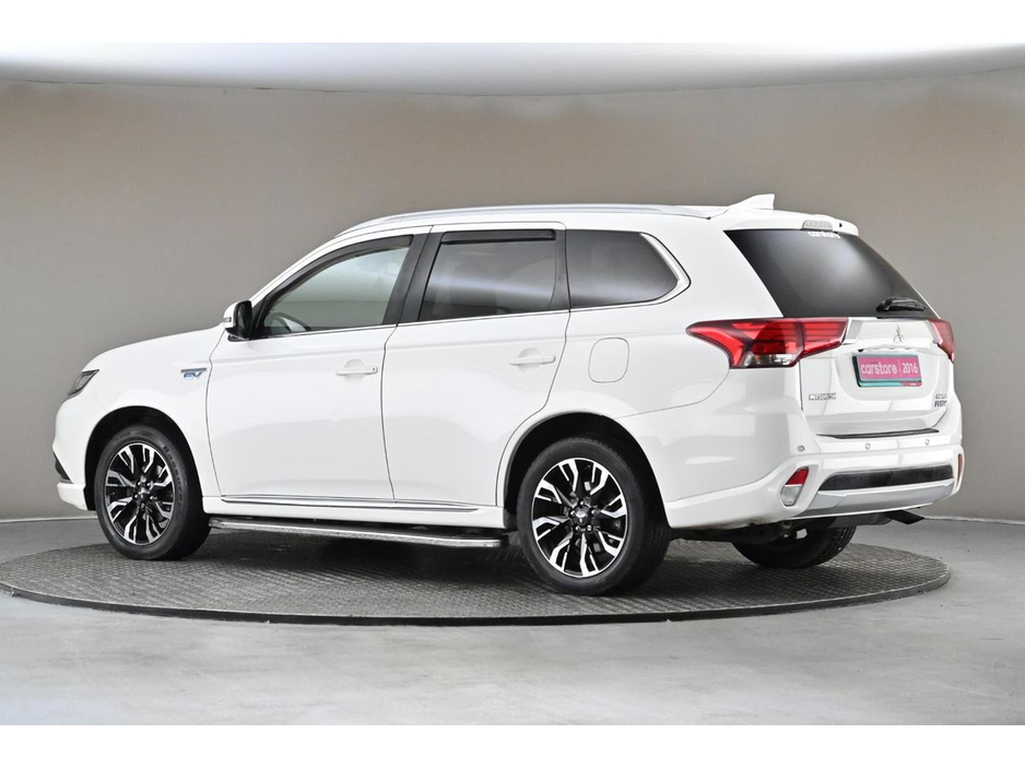 2016 Mitsubishi Outlander 2.0 PHEV 4WD 5SEATS 160BHP *LEATHER*EL.SUNROOF*360 PAN CAM* €17,490