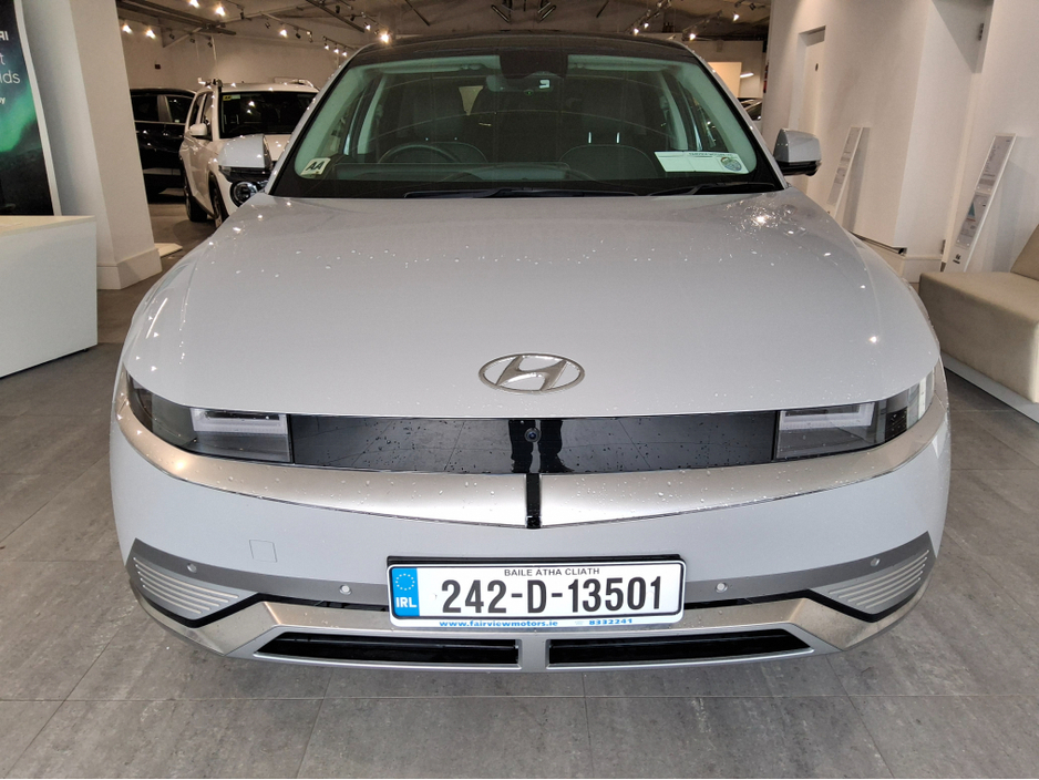2024 Hyundai Ioniq 5 - image 5