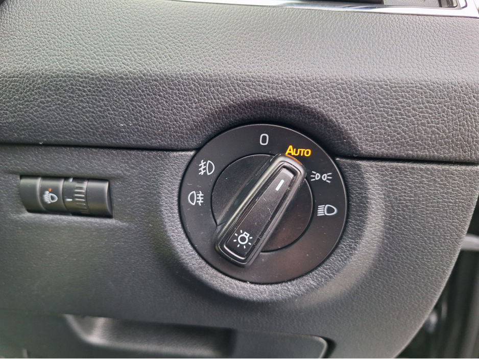 2016 Skoda Octavia STYLE 1.6 TDI 90HP *High Spec/