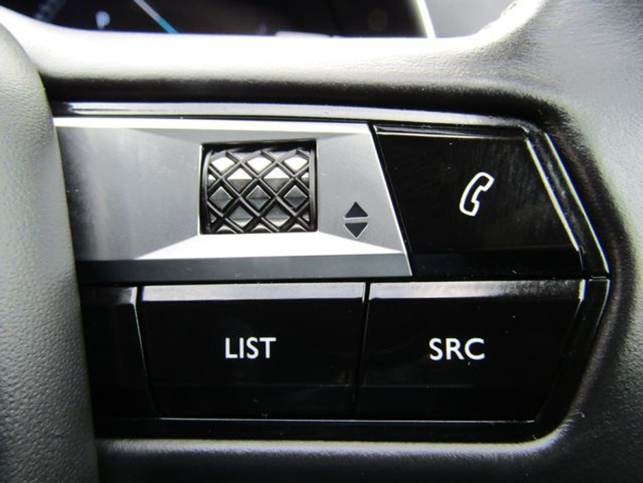 2021 DS Automobiles DS 7 Crossback E-TENSE PRESTIGE €28,950