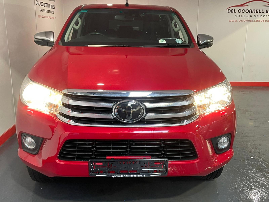 2018 Toyota Hilux DOUBLE CAB SR5 4DR DREW €29,950