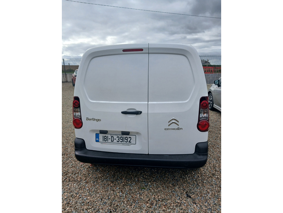 2018 Citroen Berlingo - image 8