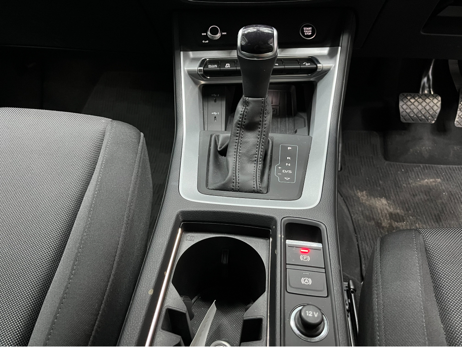 2024 Audi Q3 2024 AUDI Q3 SB 35TDI QUATTRO ADVANCE 2.0 AUTOMATIC / CRUISE CONTROL / 360° PARKING CAMERA / ELECTRIC HEATED SEATS / APPLE CARPLAY