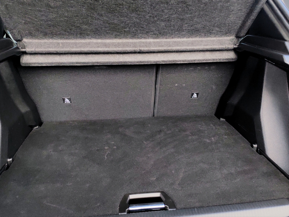 2025 Peugeot 2008 - image 24