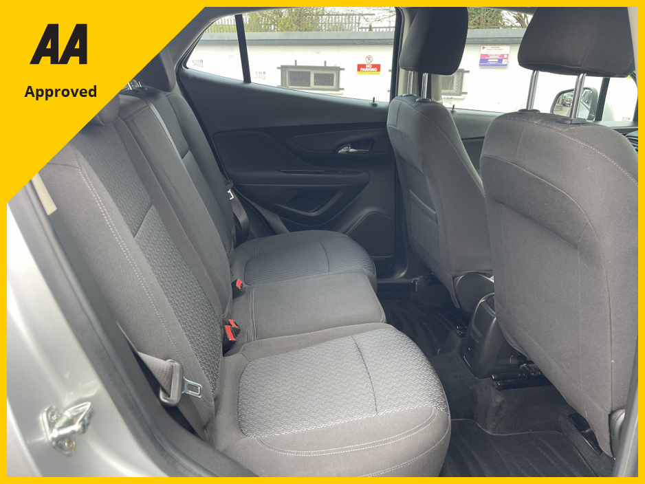 2018 Opel Mokka - image 3