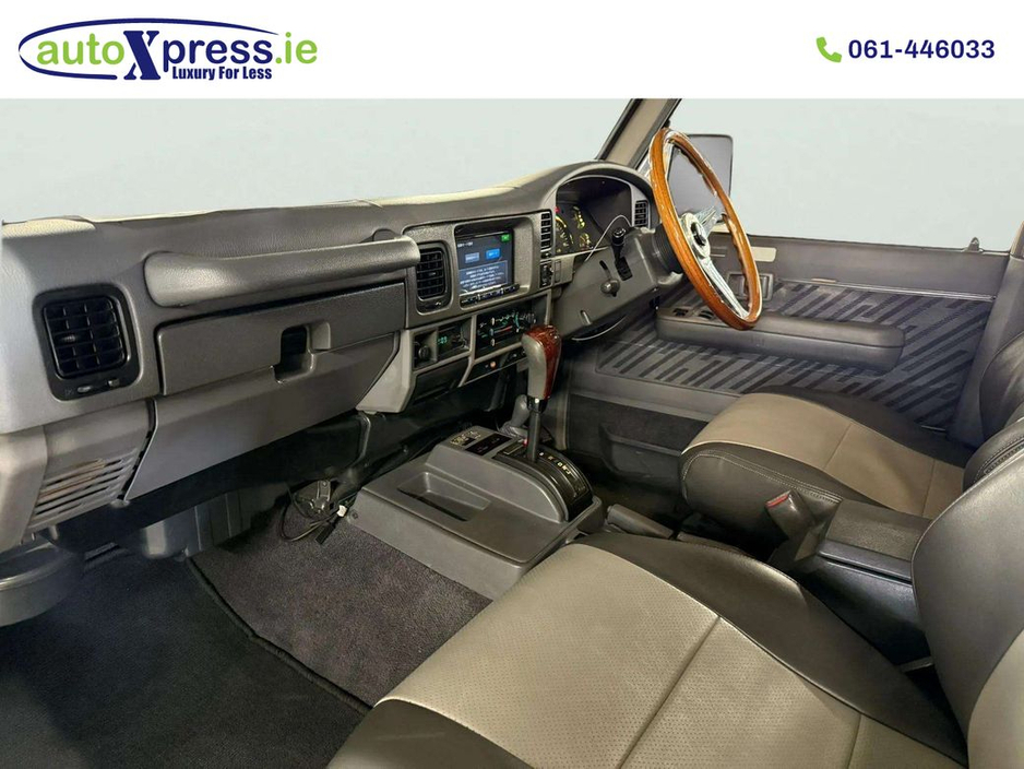 1994 Toyota Landcruiser - image 16