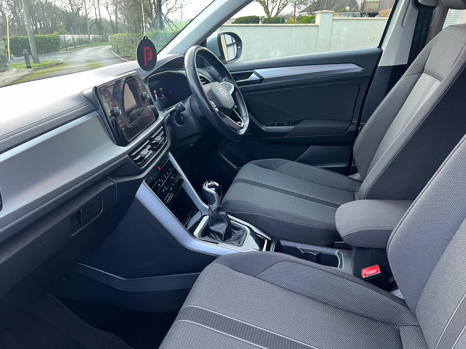 2023 Volkswagen T-Roc 1.0 TSI 110HP Life €25,950